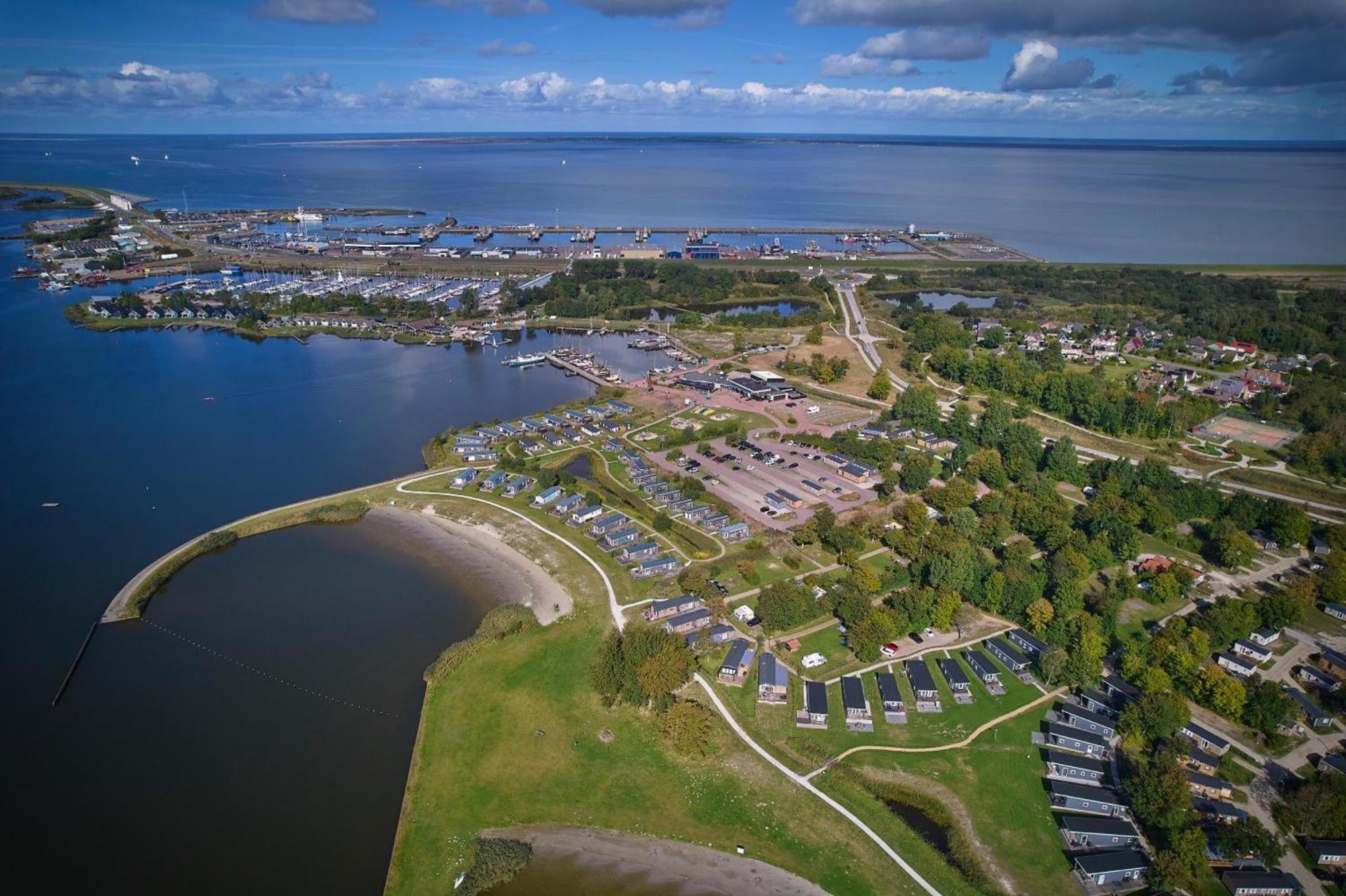 Enjoy Natur, See Und Meer Chalet Lauwersoog- 1-6 Pers- 3 Schlafzimmer, 2 Badezimmer- Fruehes Einchecken Ab 14 Uhr Dış mekan fotoğraf
