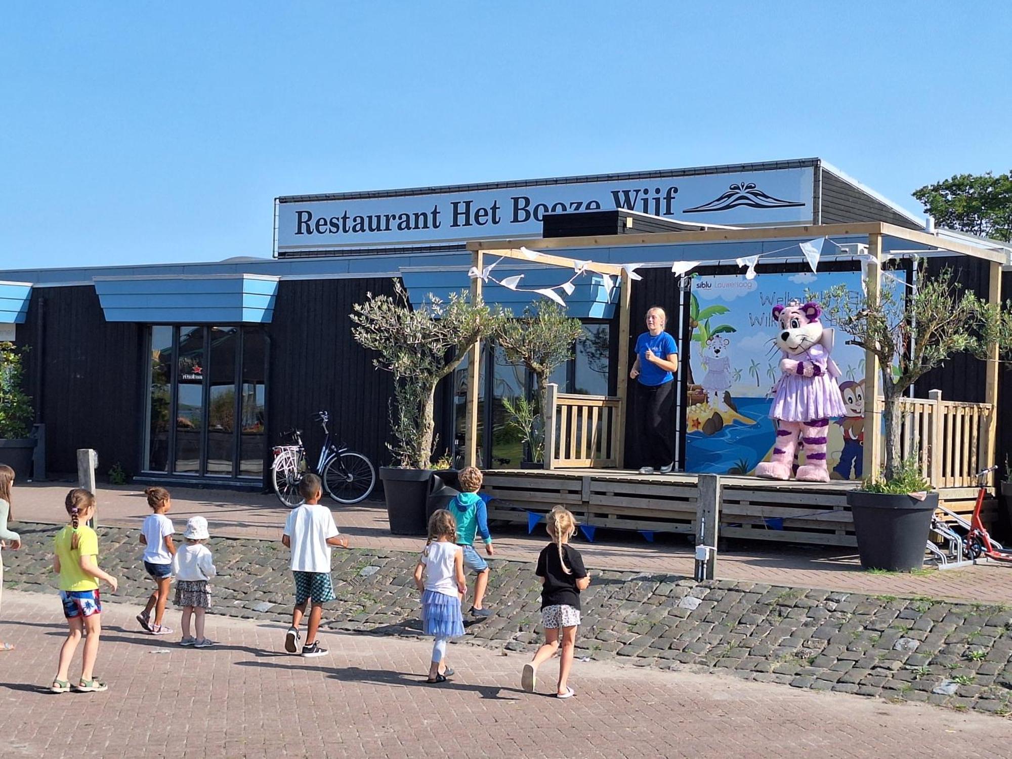 Enjoy Natur, See Und Meer Chalet Lauwersoog- 1-6 Pers- 3 Schlafzimmer, 2 Badezimmer- Fruehes Einchecken Ab 14 Uhr Dış mekan fotoğraf