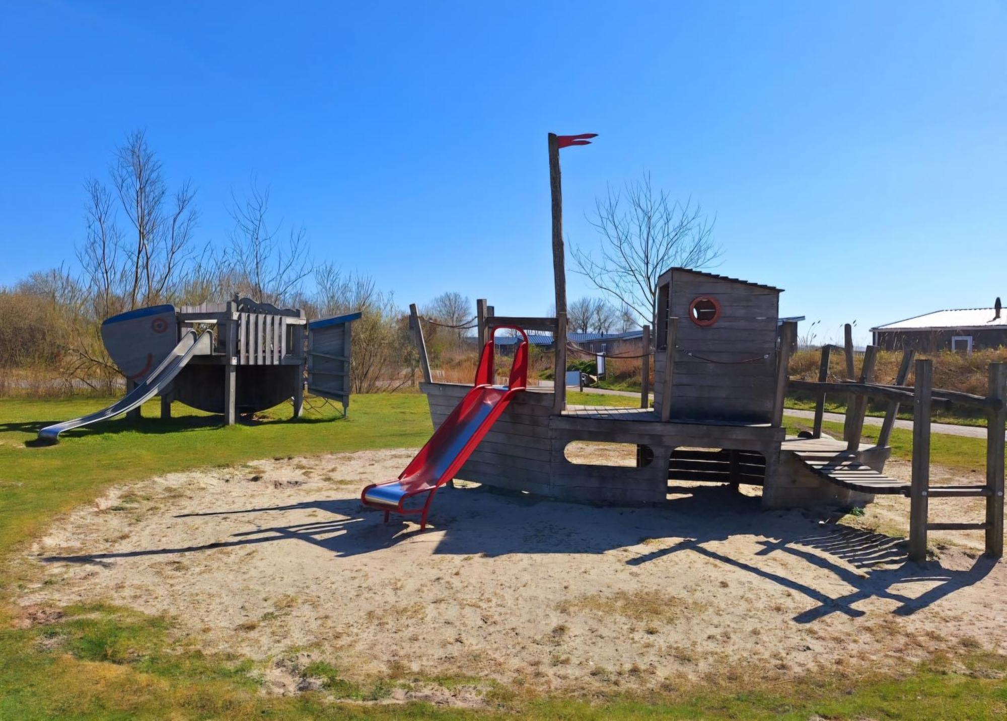 Enjoy Natur, See Und Meer Chalet Lauwersoog- 1-6 Pers- 3 Schlafzimmer, 2 Badezimmer- Fruehes Einchecken Ab 14 Uhr Dış mekan fotoğraf