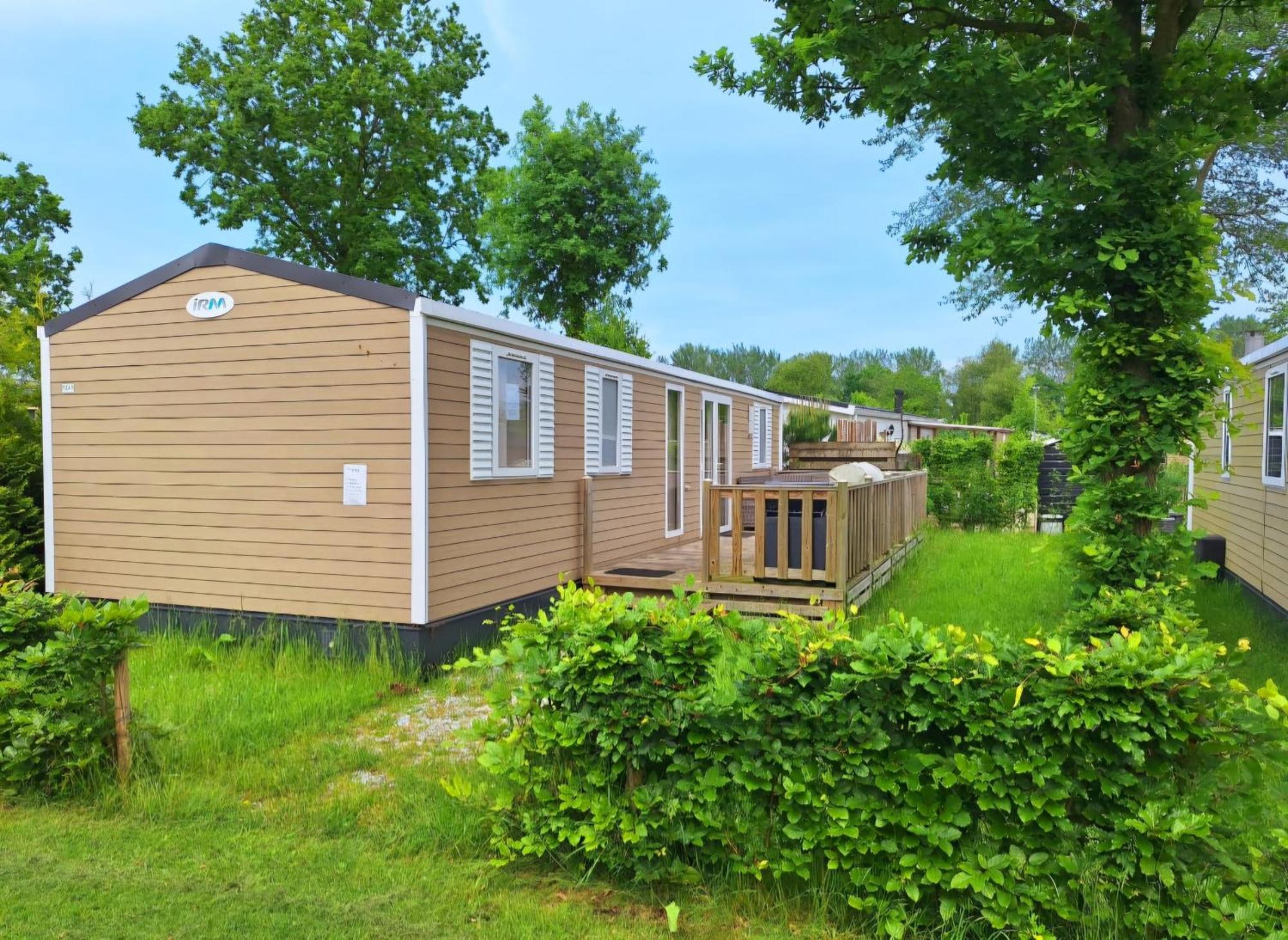 Enjoy Natur, See Und Meer Chalet Lauwersoog- 1-6 Pers- 3 Schlafzimmer, 2 Badezimmer- Fruehes Einchecken Ab 14 Uhr Dış mekan fotoğraf